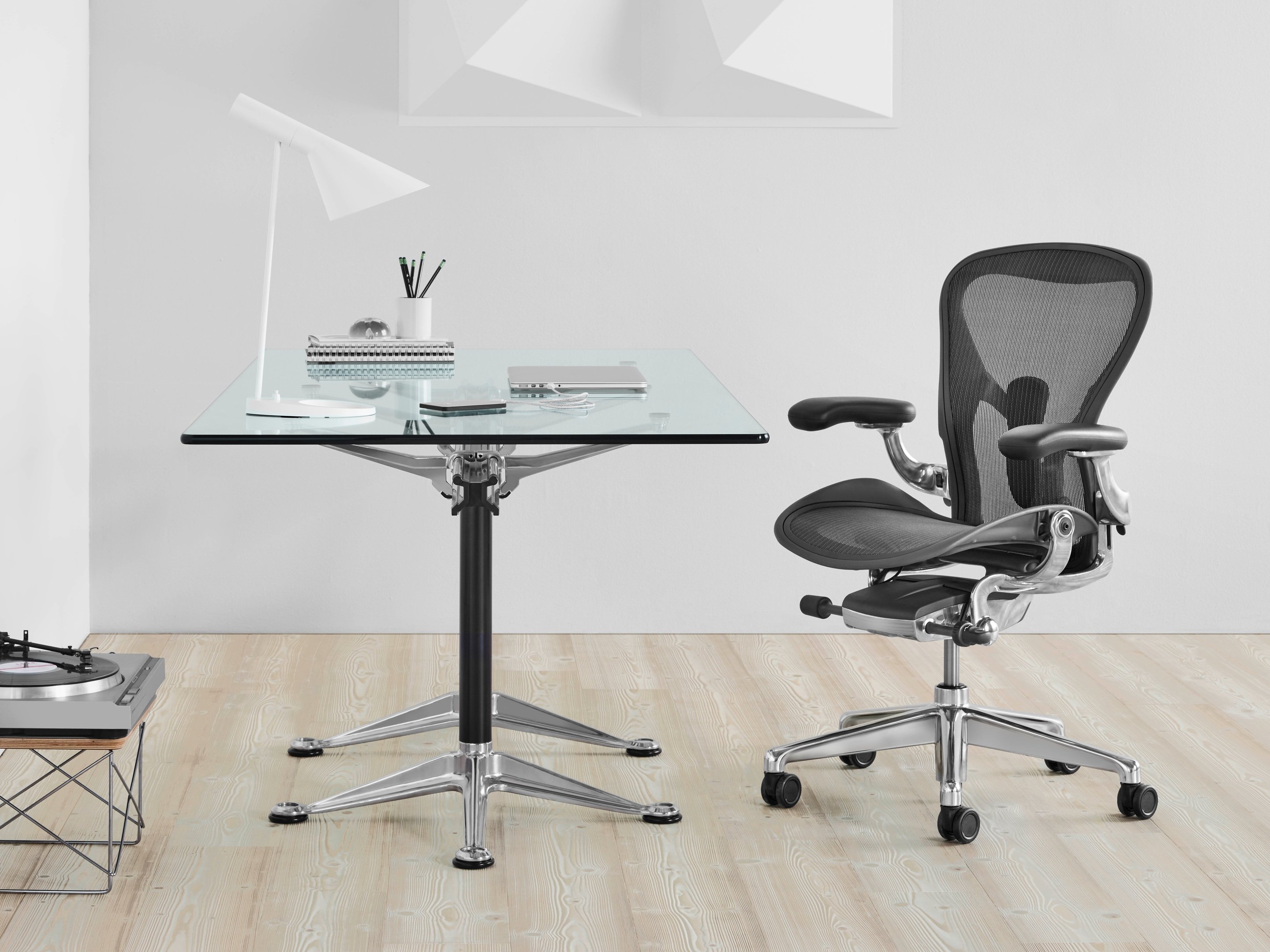 Aeron Office Chairs 2195348 Gallery4 